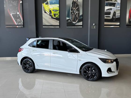 CHEVROLET ONIX 1.0 TURBO FLEX RS AUTOMÁTICO